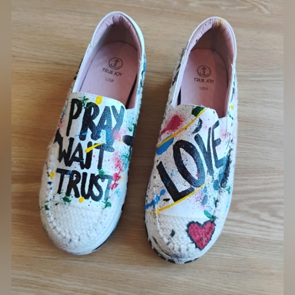 True Joy Graffiti Slip On Sneakers "Pray Wait Trust" And "Love" Size 9